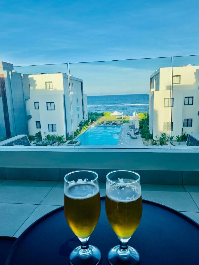 Eastern Blue Beachfront Luxury Apartment Пост-Лафайет Экстерьер фото